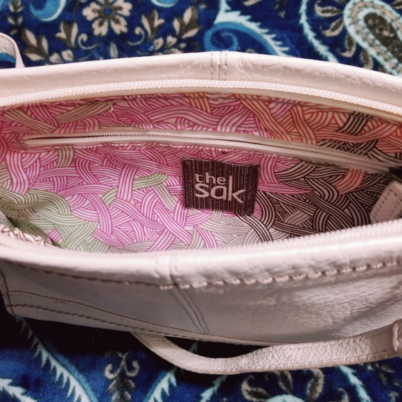 SOLD!-The Sak white leather crossbody bag🌿 - Picture 5 of 7